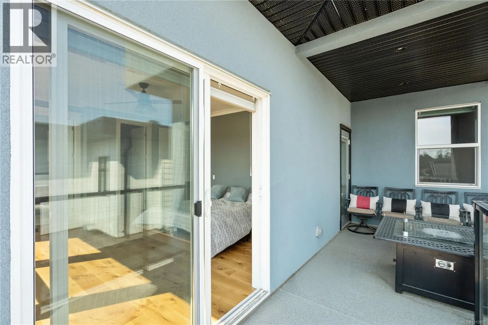3638 Ridge View Terr
