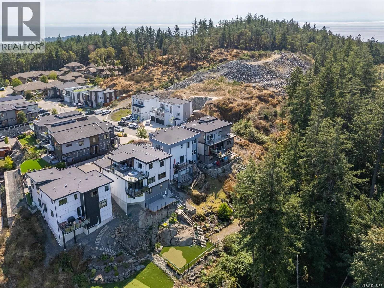 3638 Ridge View Terr