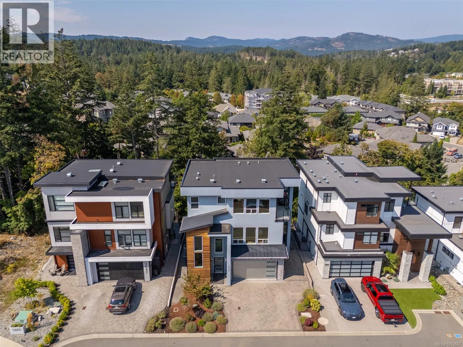 3638 Ridge View Terr