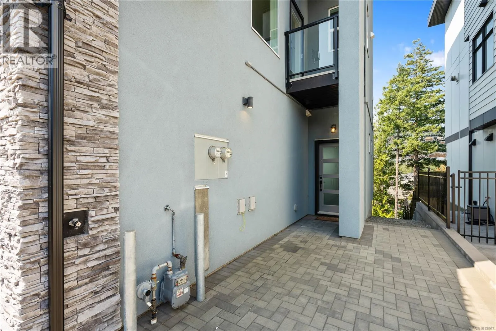 3638 Ridge View Terr