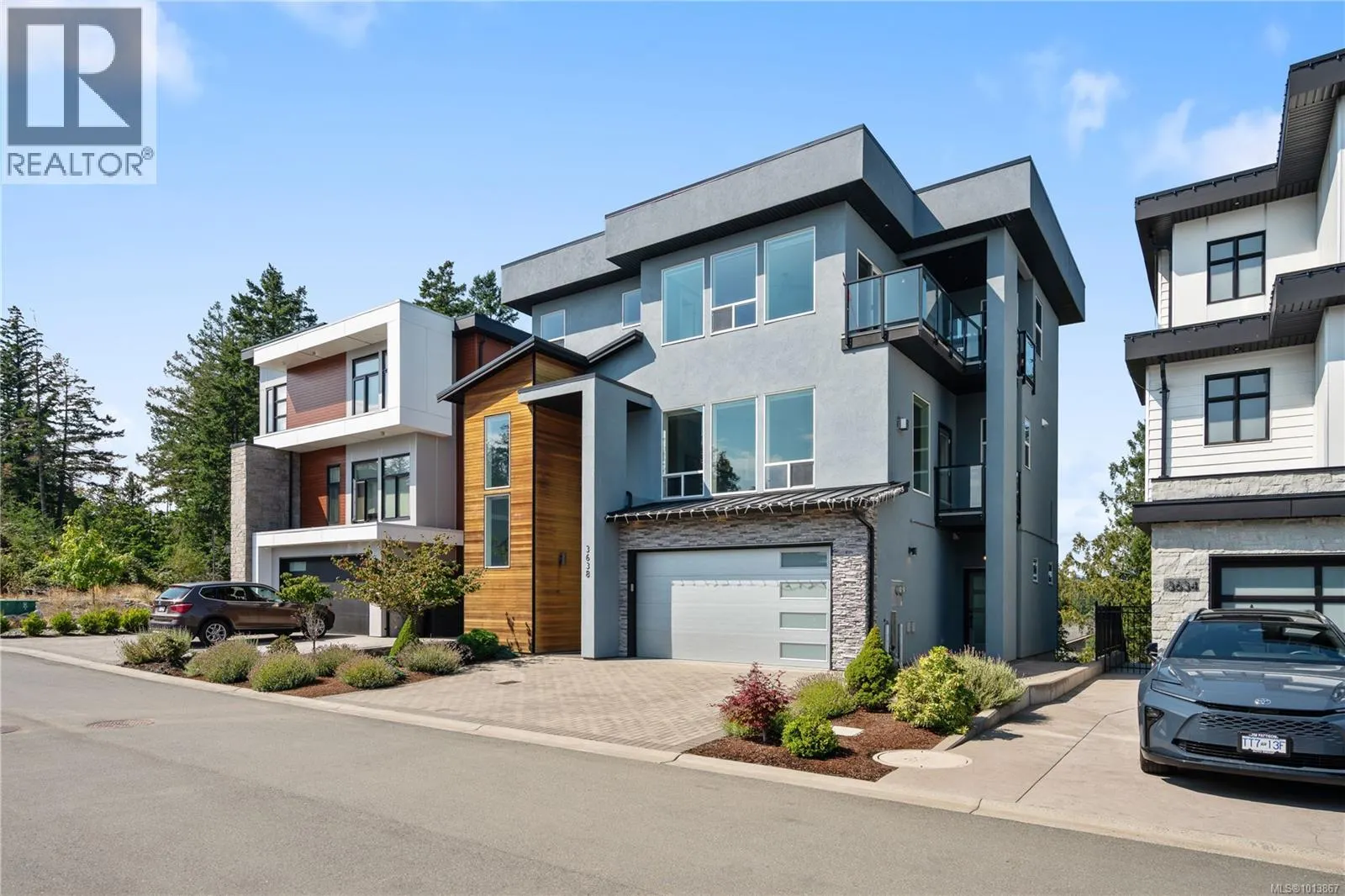 3638 Ridge View Terr