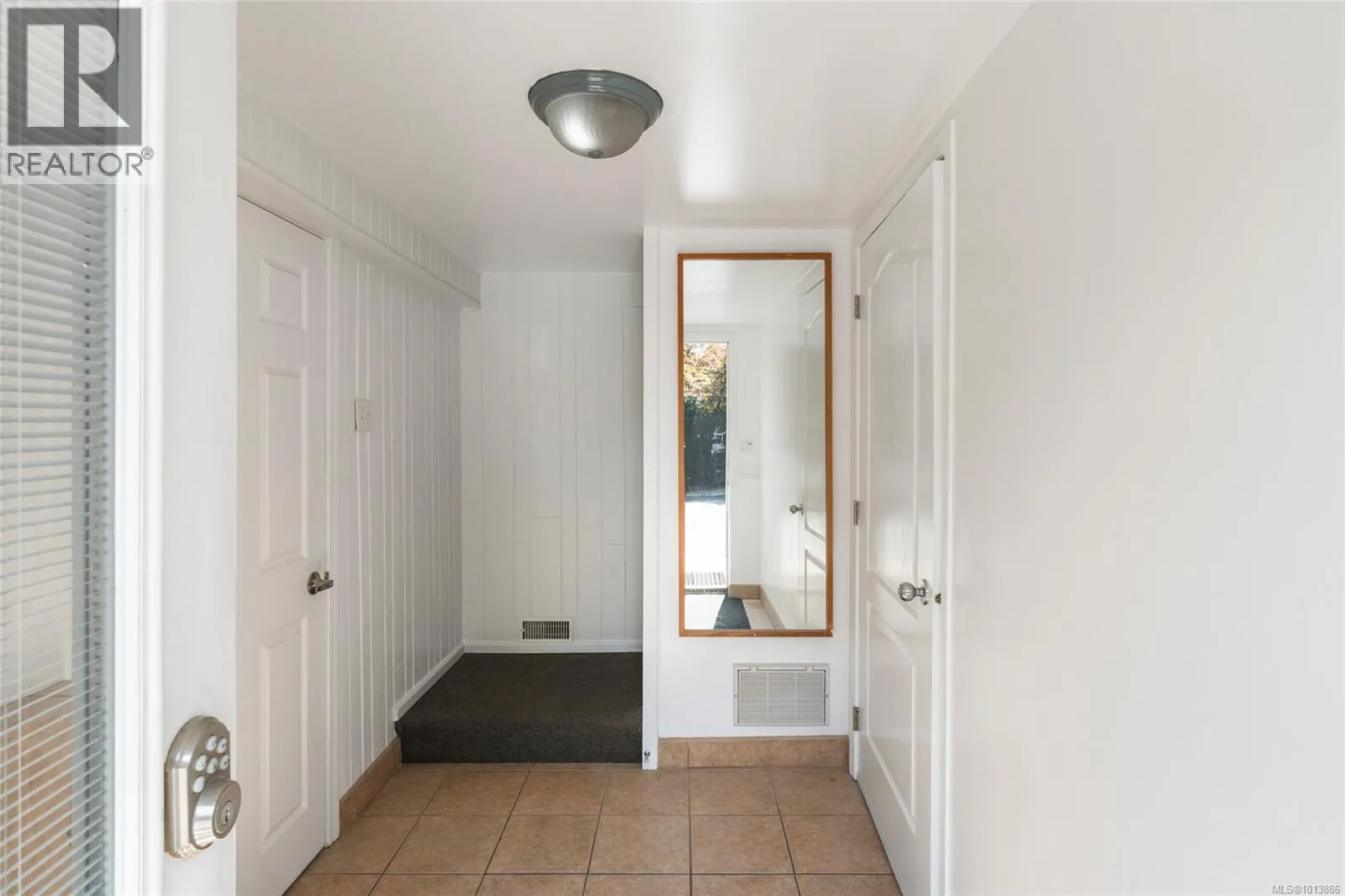 3944 Cedar Hill Cross Rd