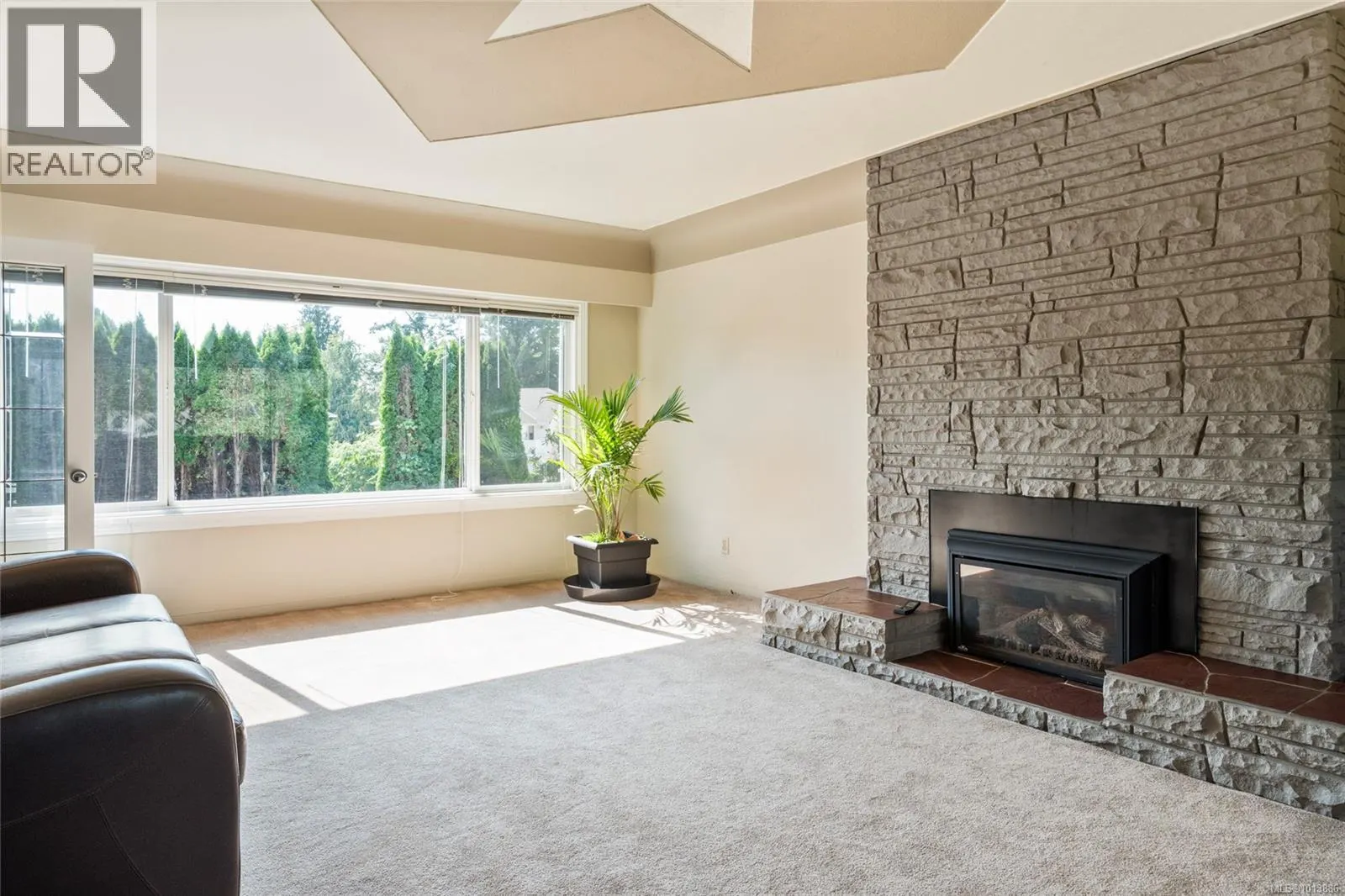 3944 Cedar Hill Cross Rd