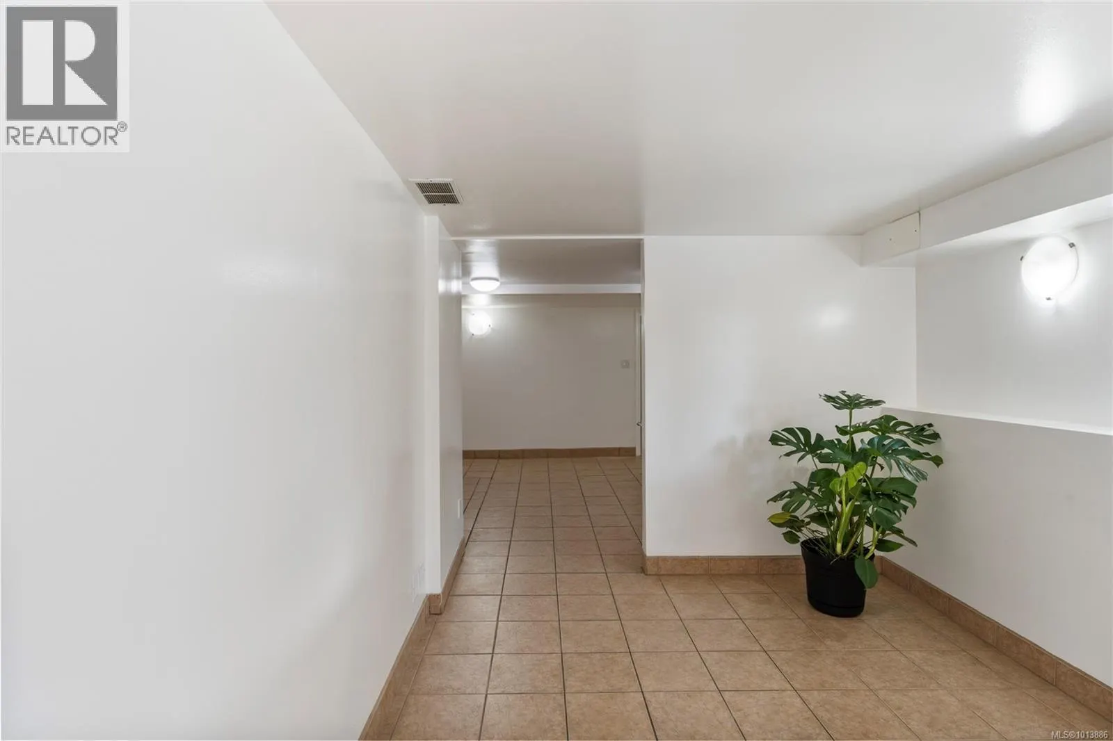3944 Cedar Hill Cross Rd