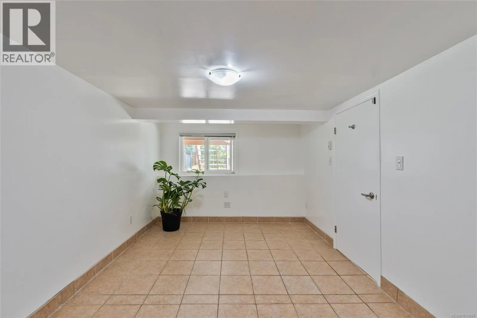 3944 Cedar Hill Cross Rd
