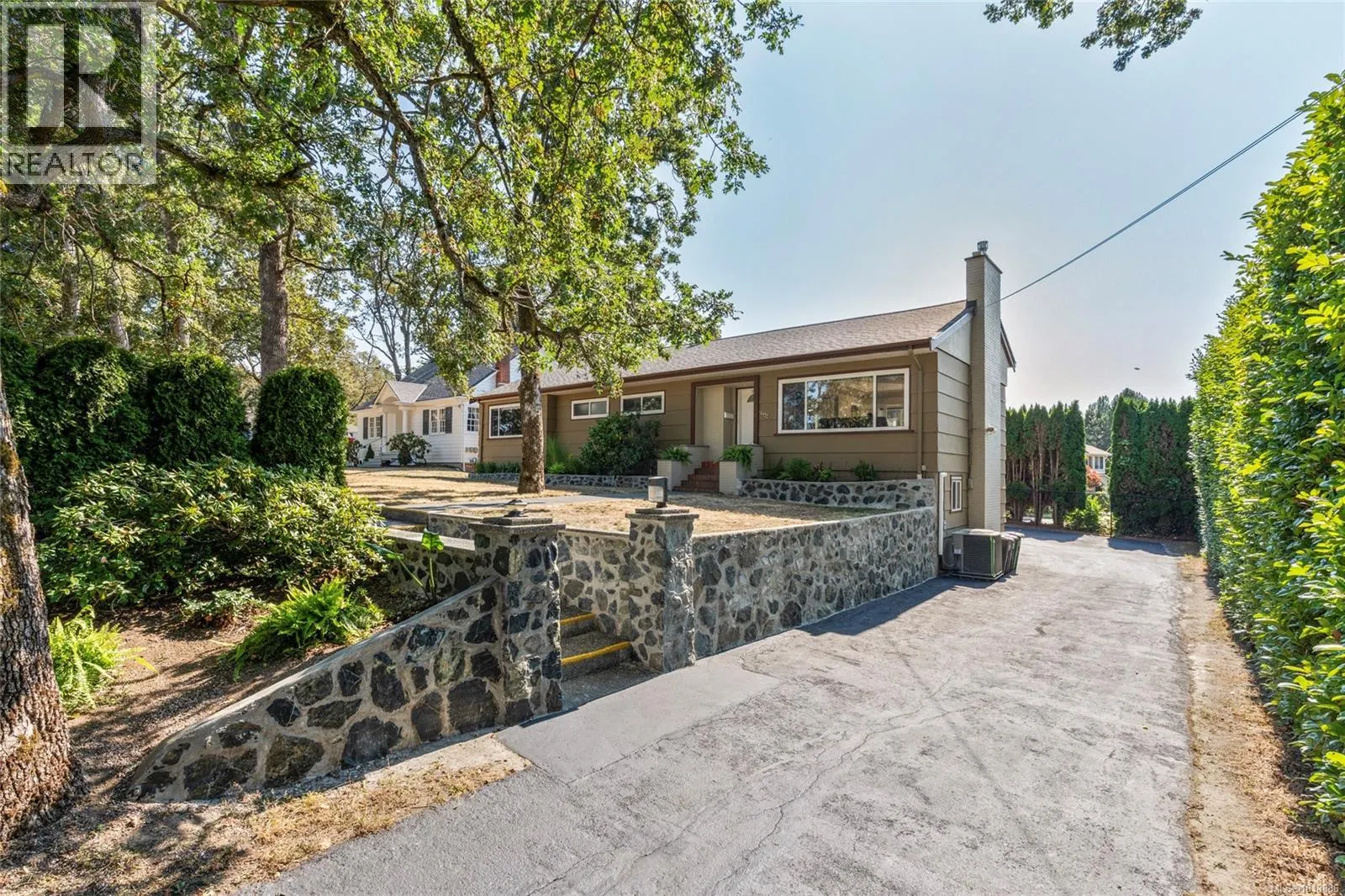 3944 Cedar Hill Cross Rd