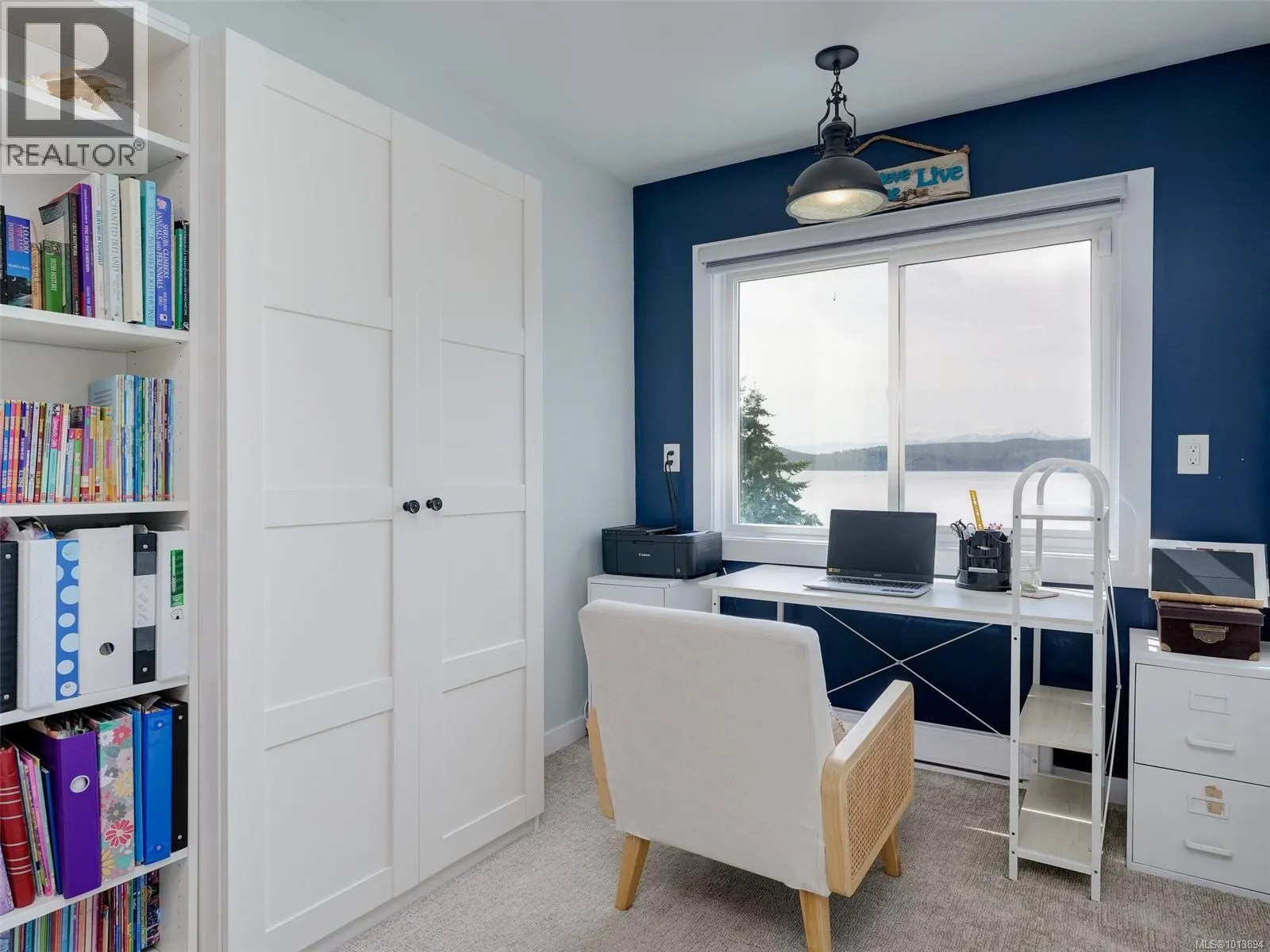 5877 Sooke Rd