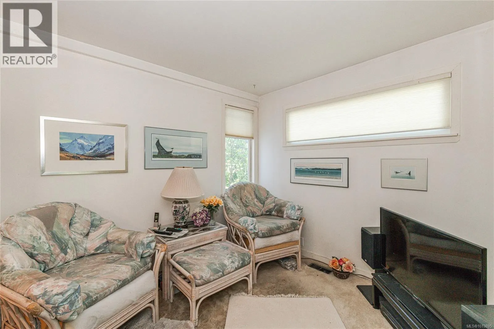 1254 Burnside Rd W