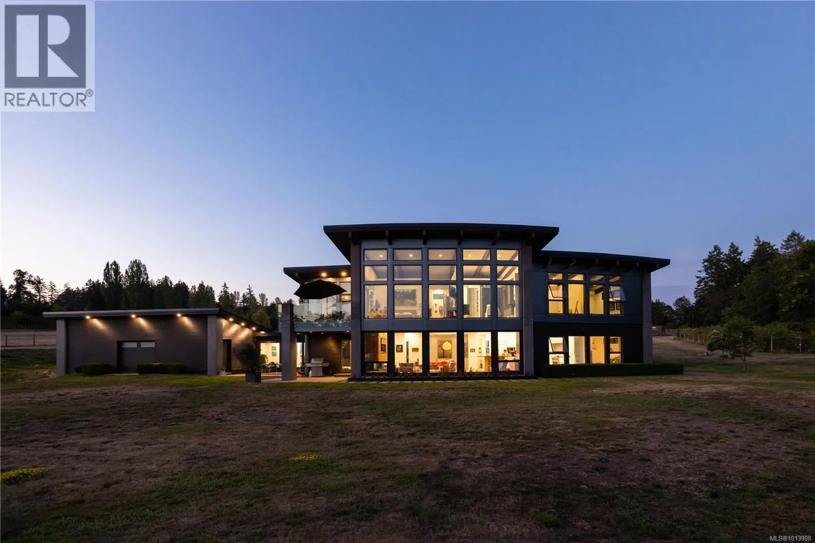 7756 West Saanich Rd