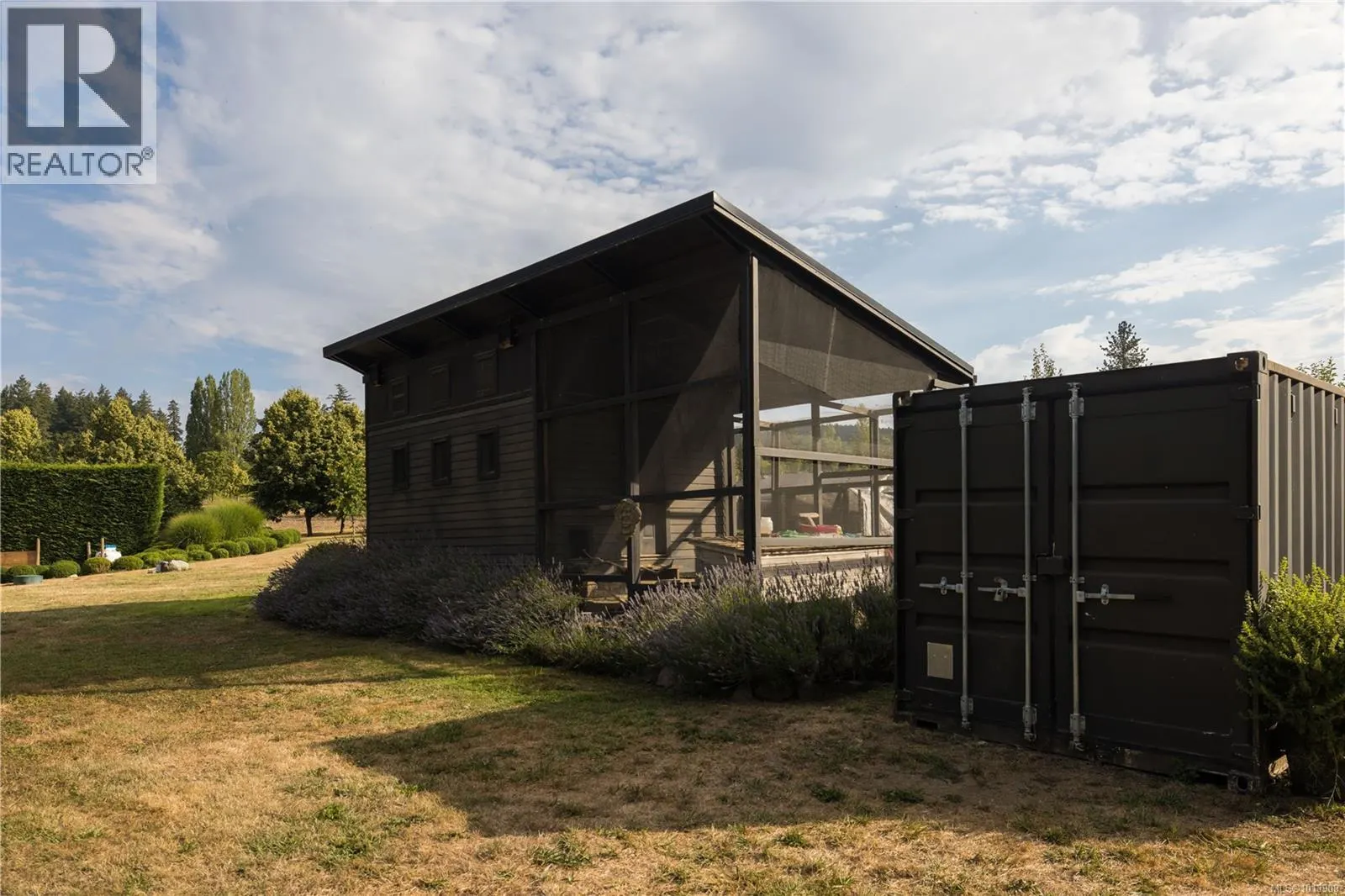 7756 West Saanich Rd