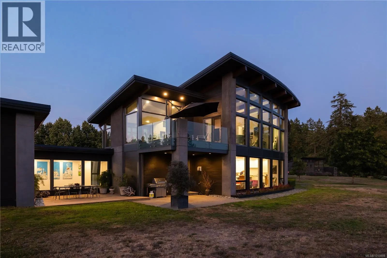 7756 West Saanich Rd