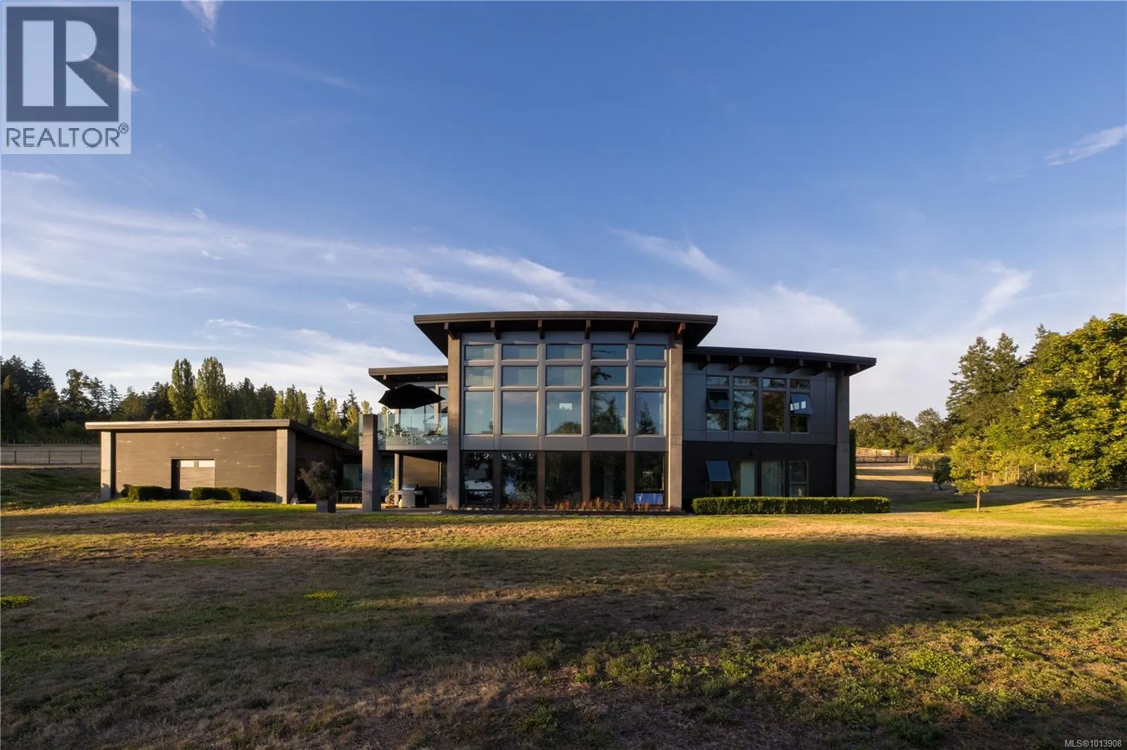 7756 West Saanich Rd