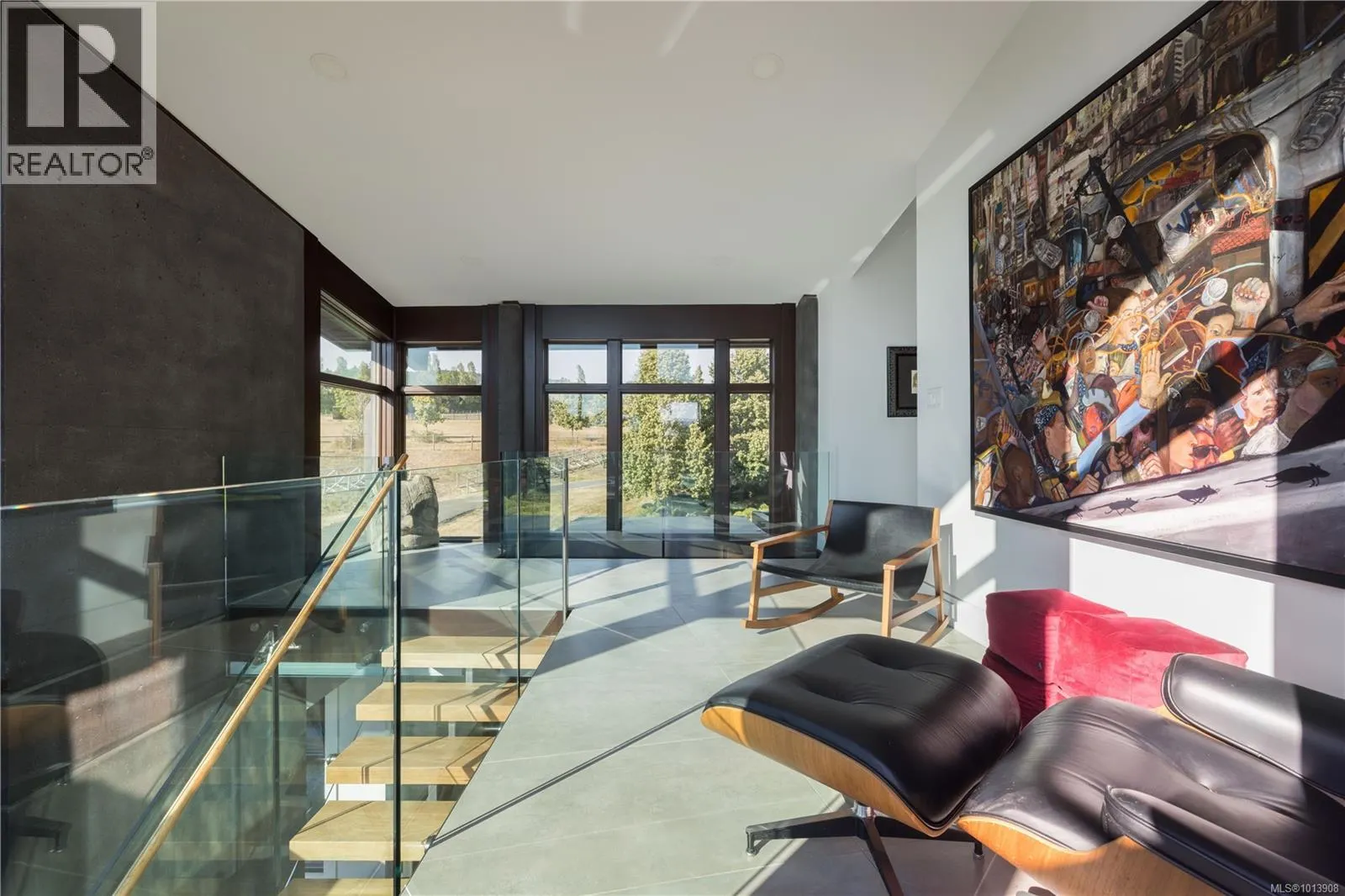 7756 West Saanich Rd