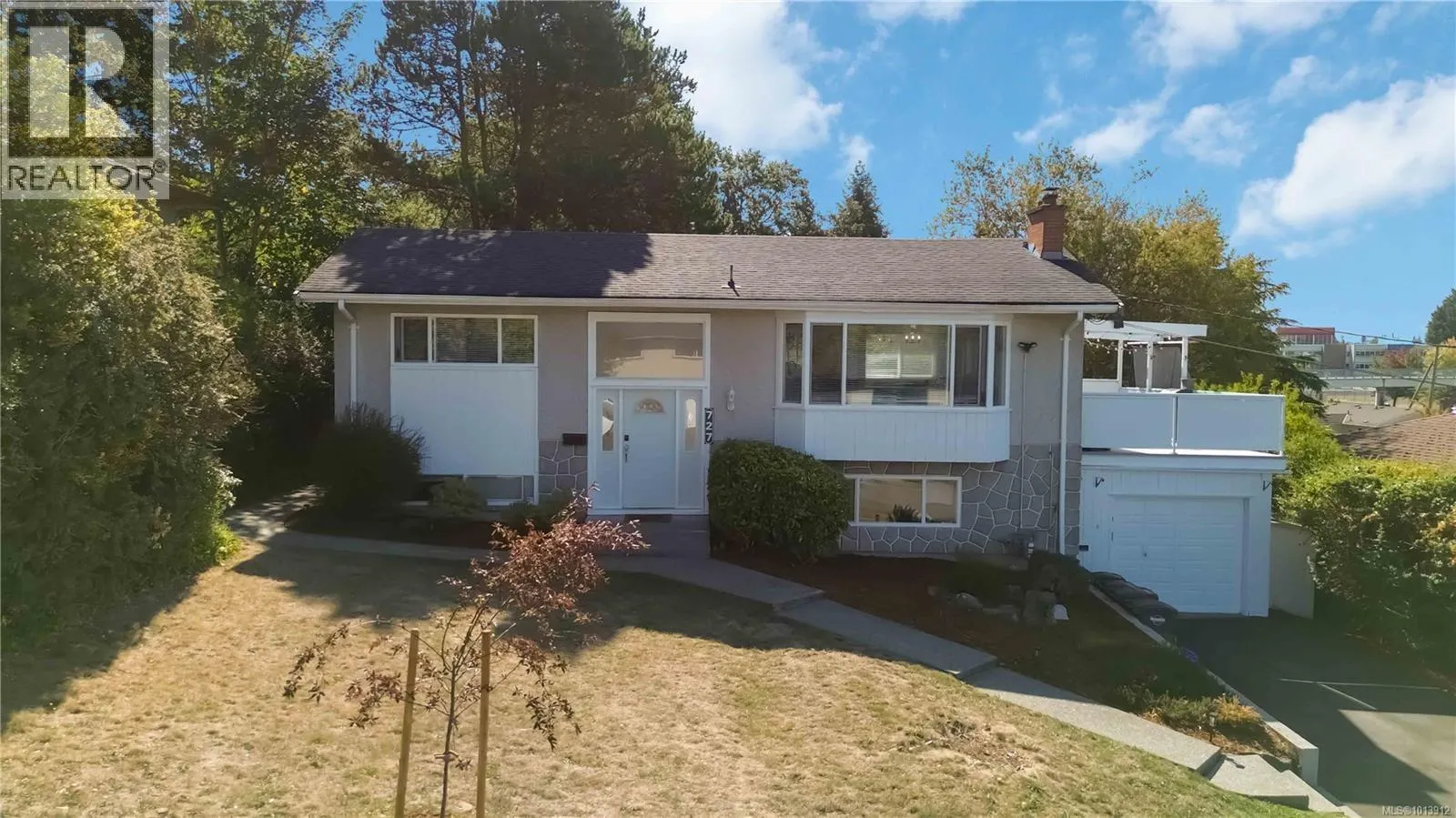727 Chesterlea Rd