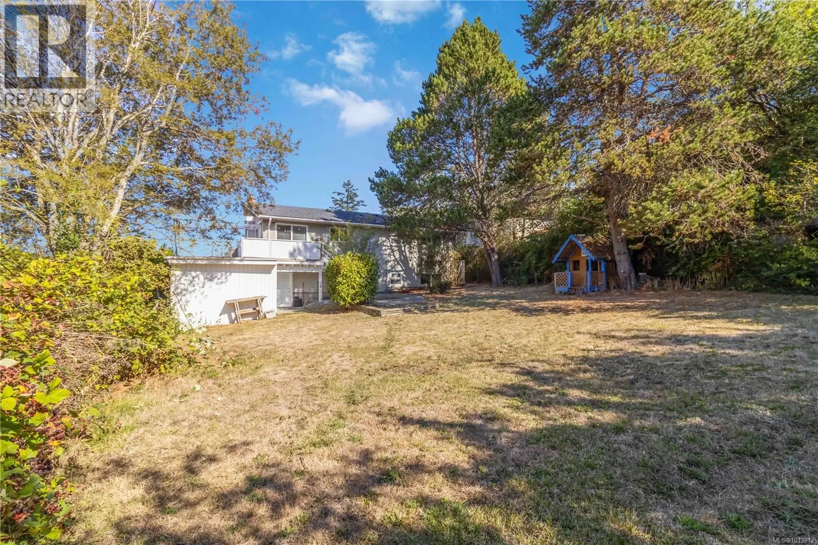 727 Chesterlea Rd