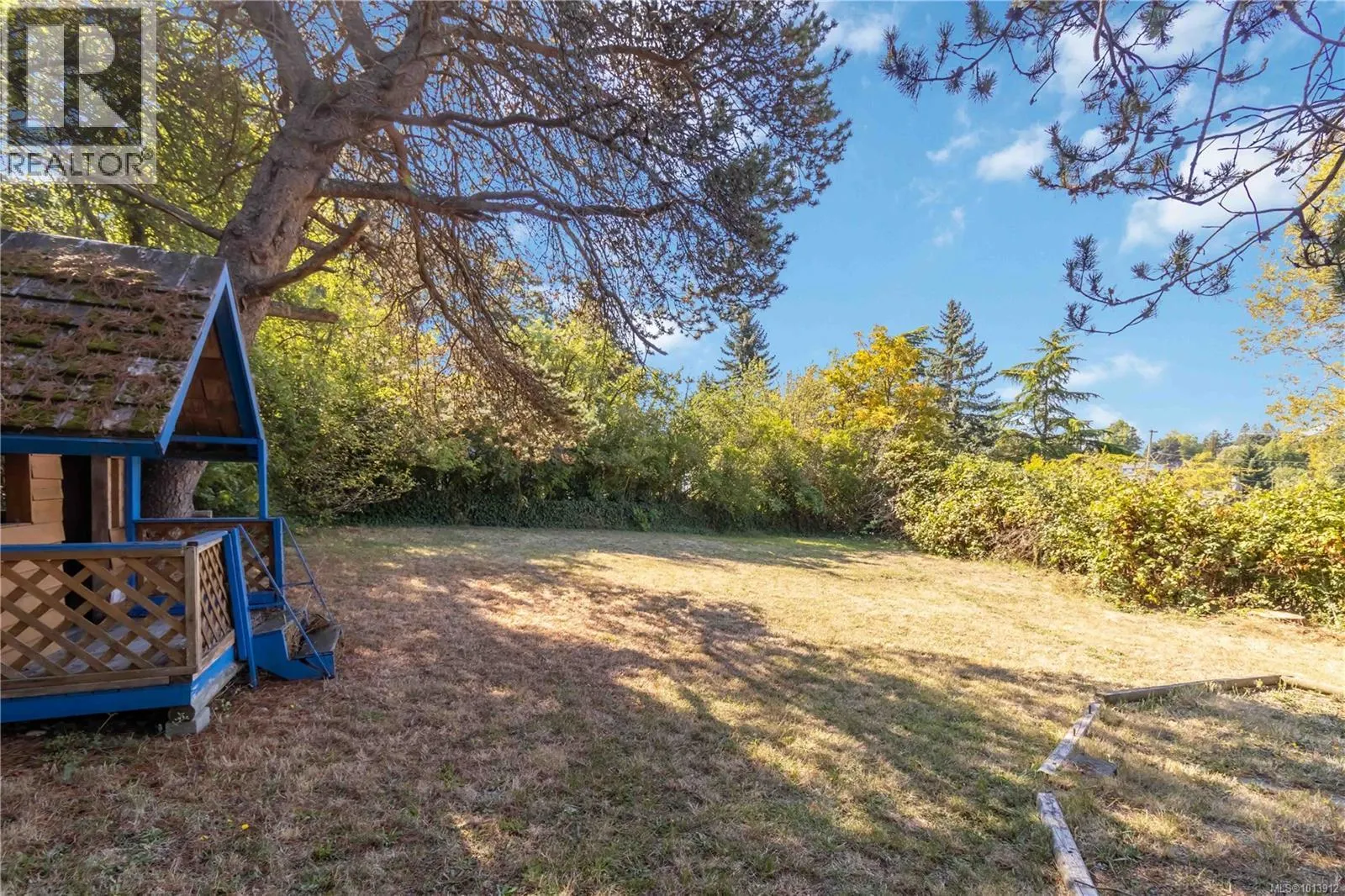 727 Chesterlea Rd