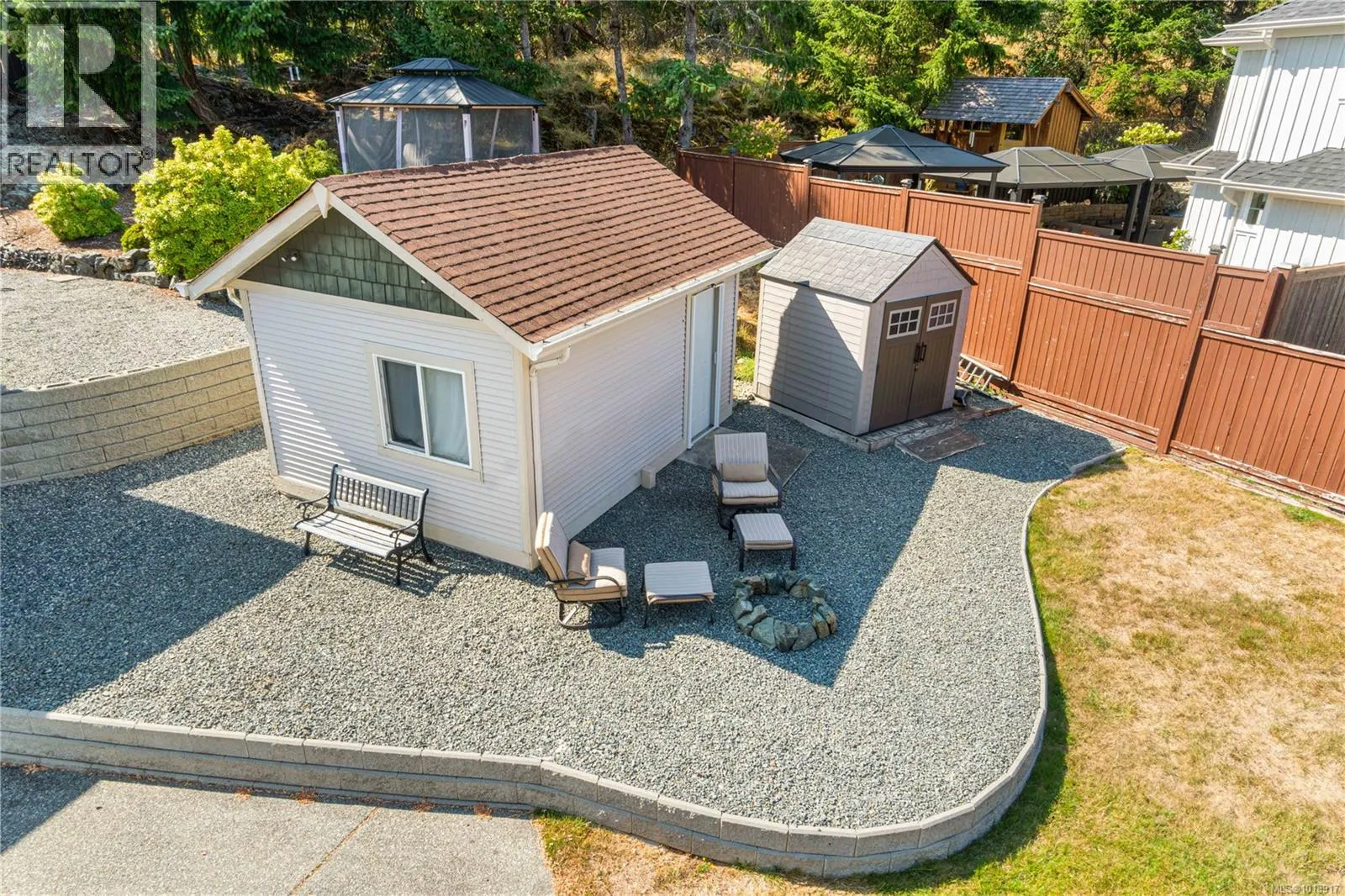3354 Whitetail Pl