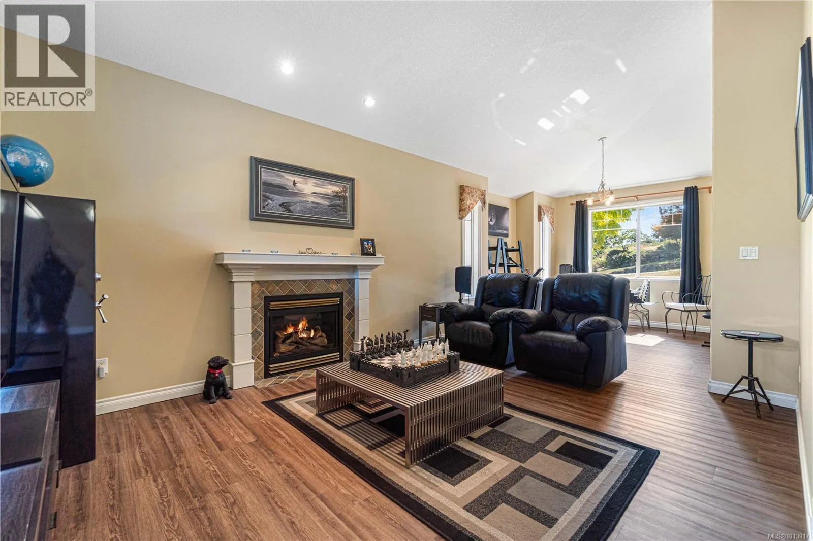 3354 Whitetail Pl
