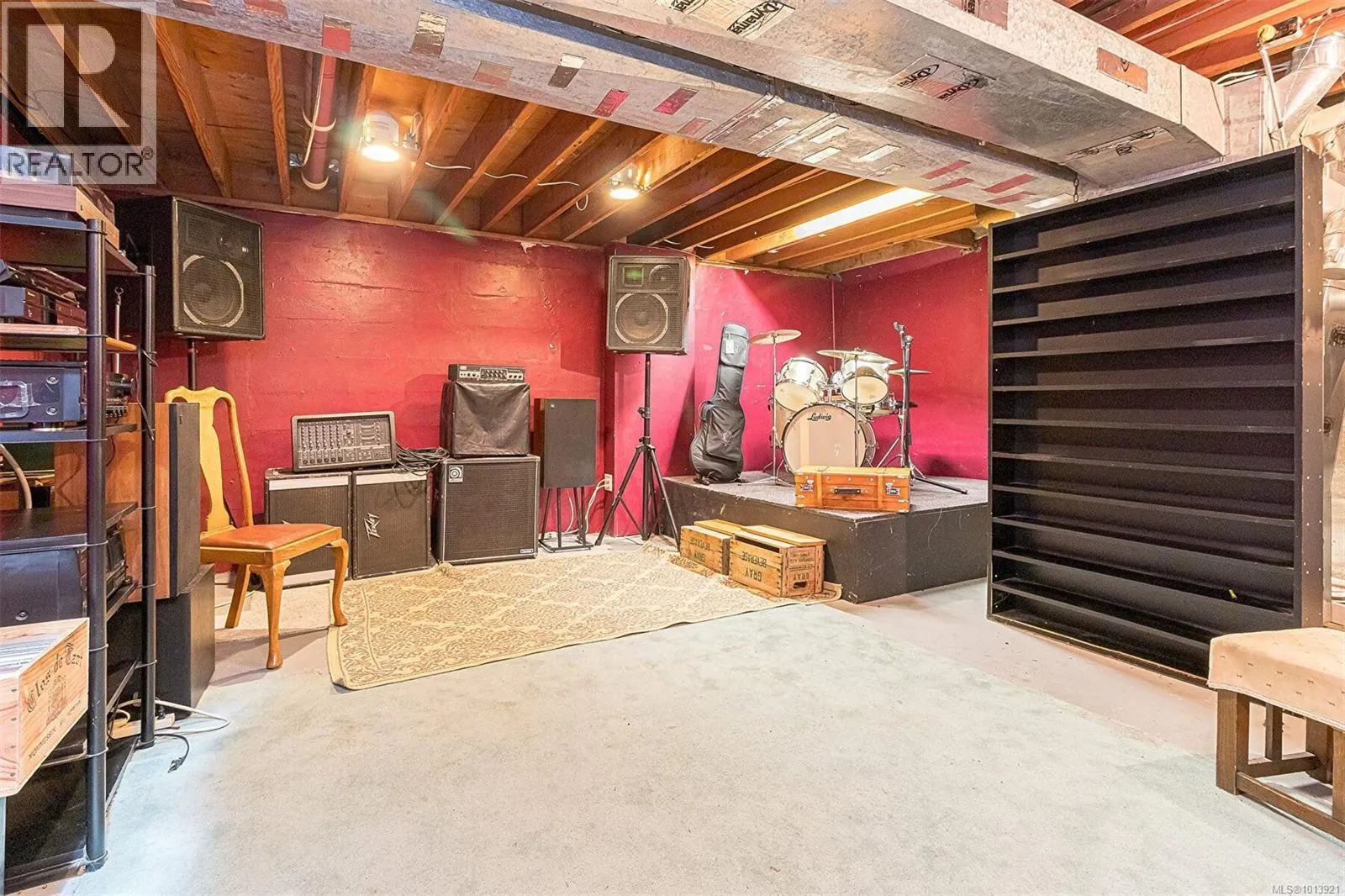 1288 Roy Rd