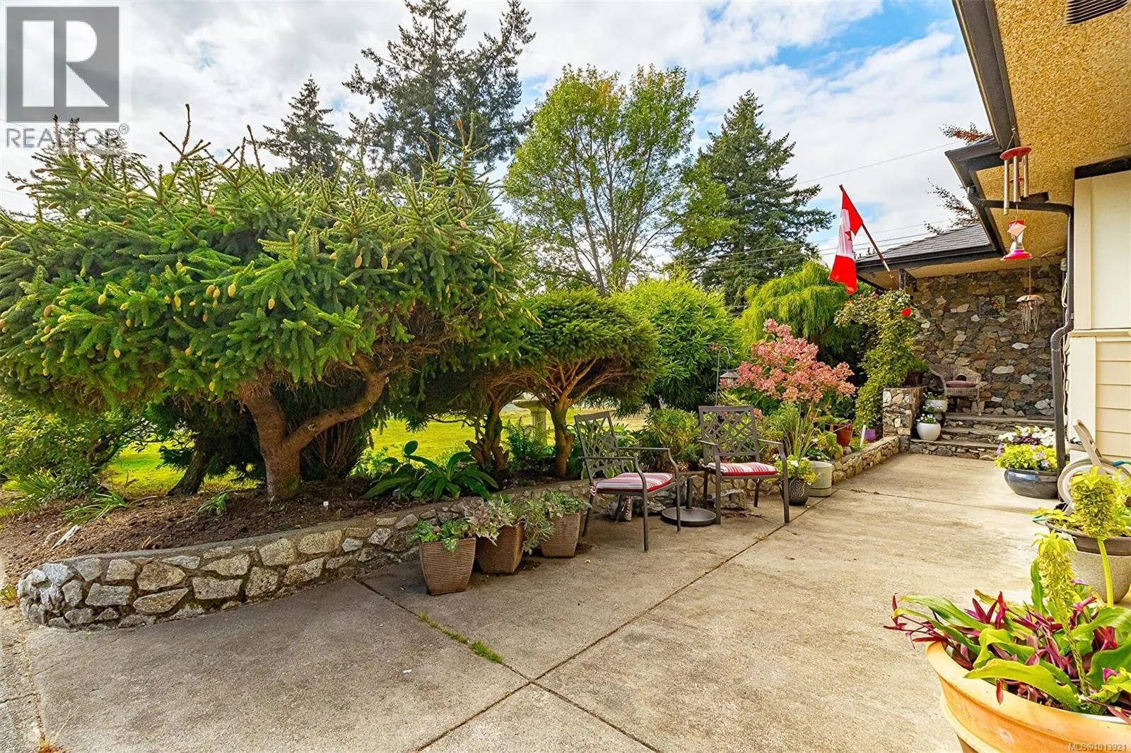 1288 Roy Rd