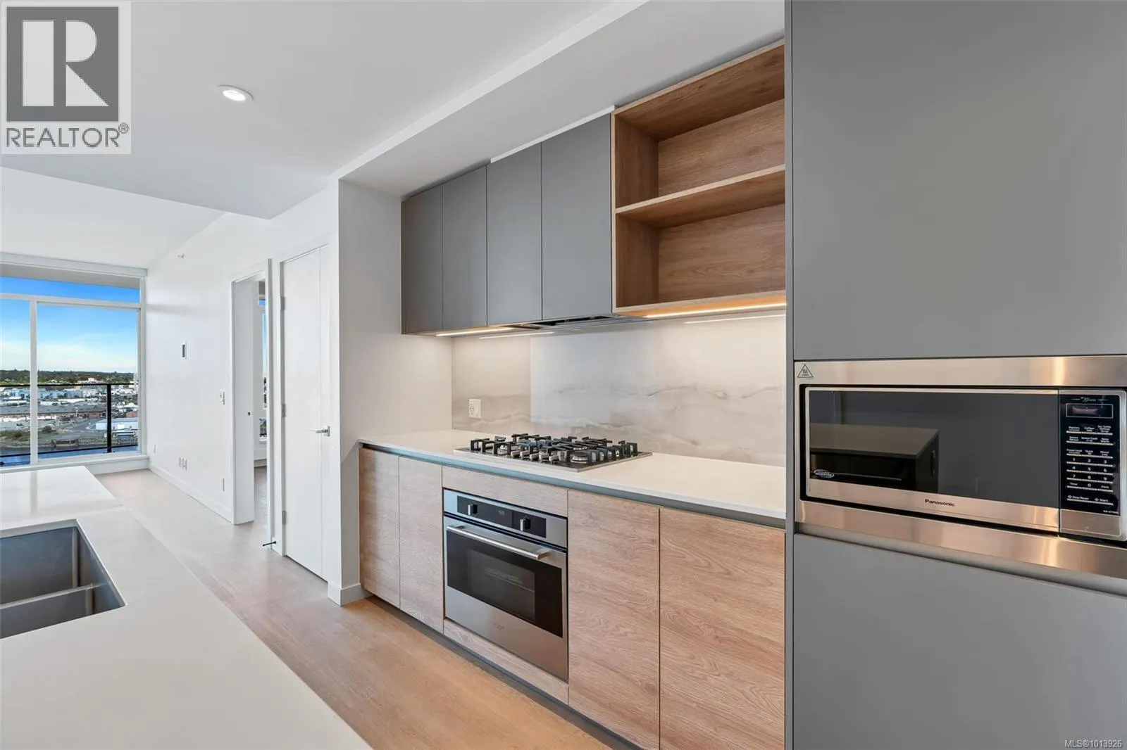 1208 363 Tyee Rd