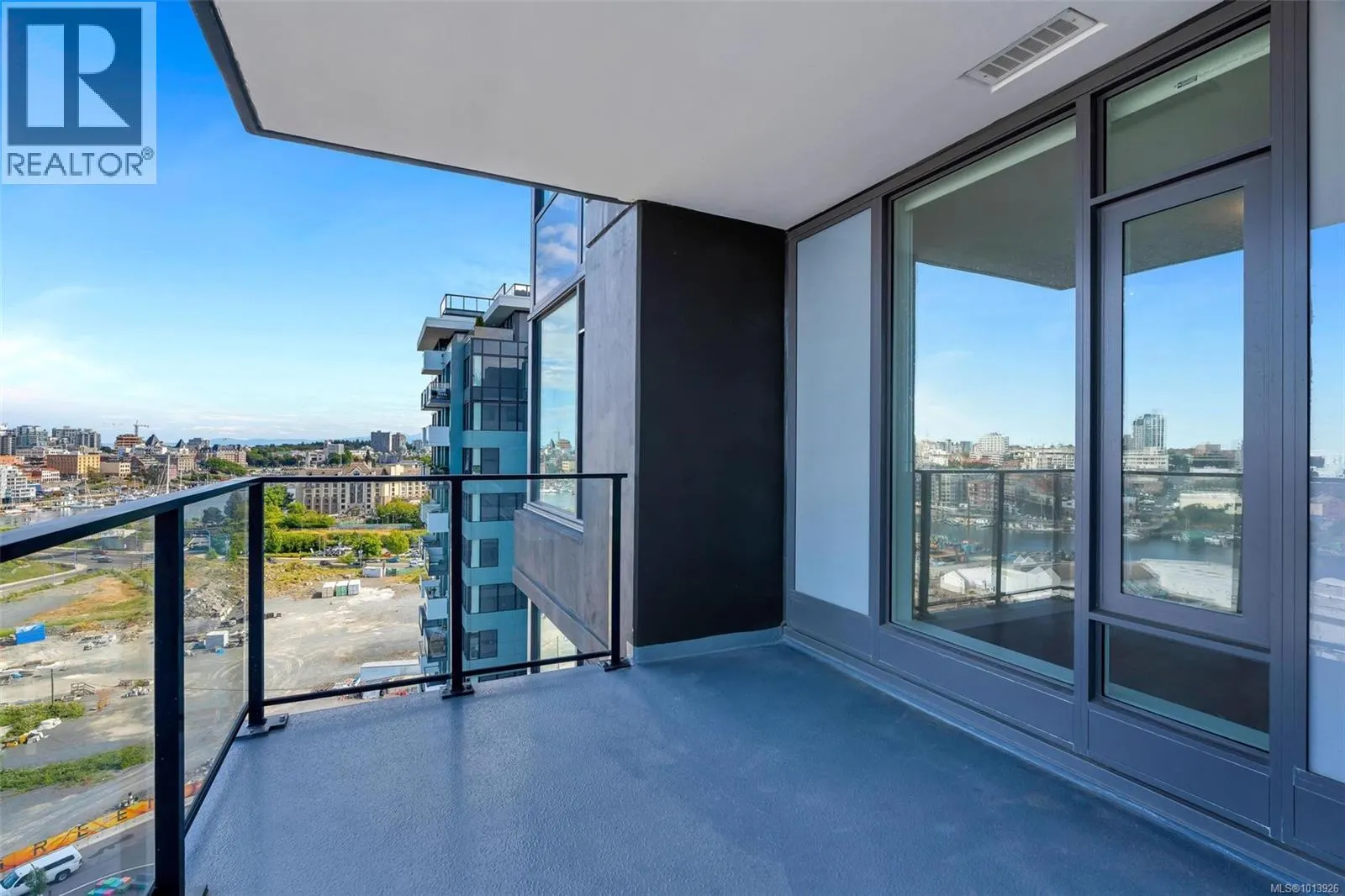 1208 363 Tyee Rd
