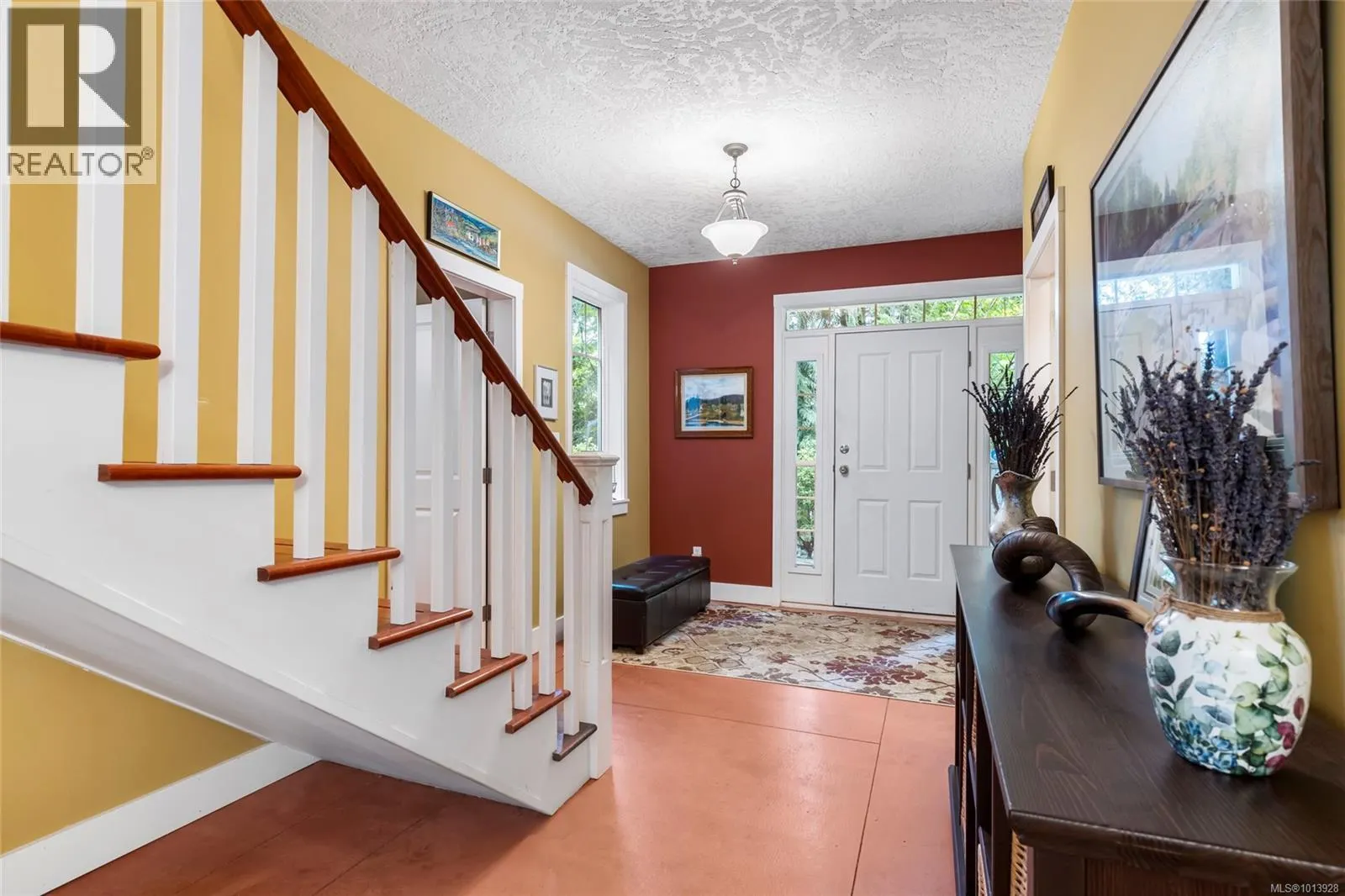 6280 Sooke Rd