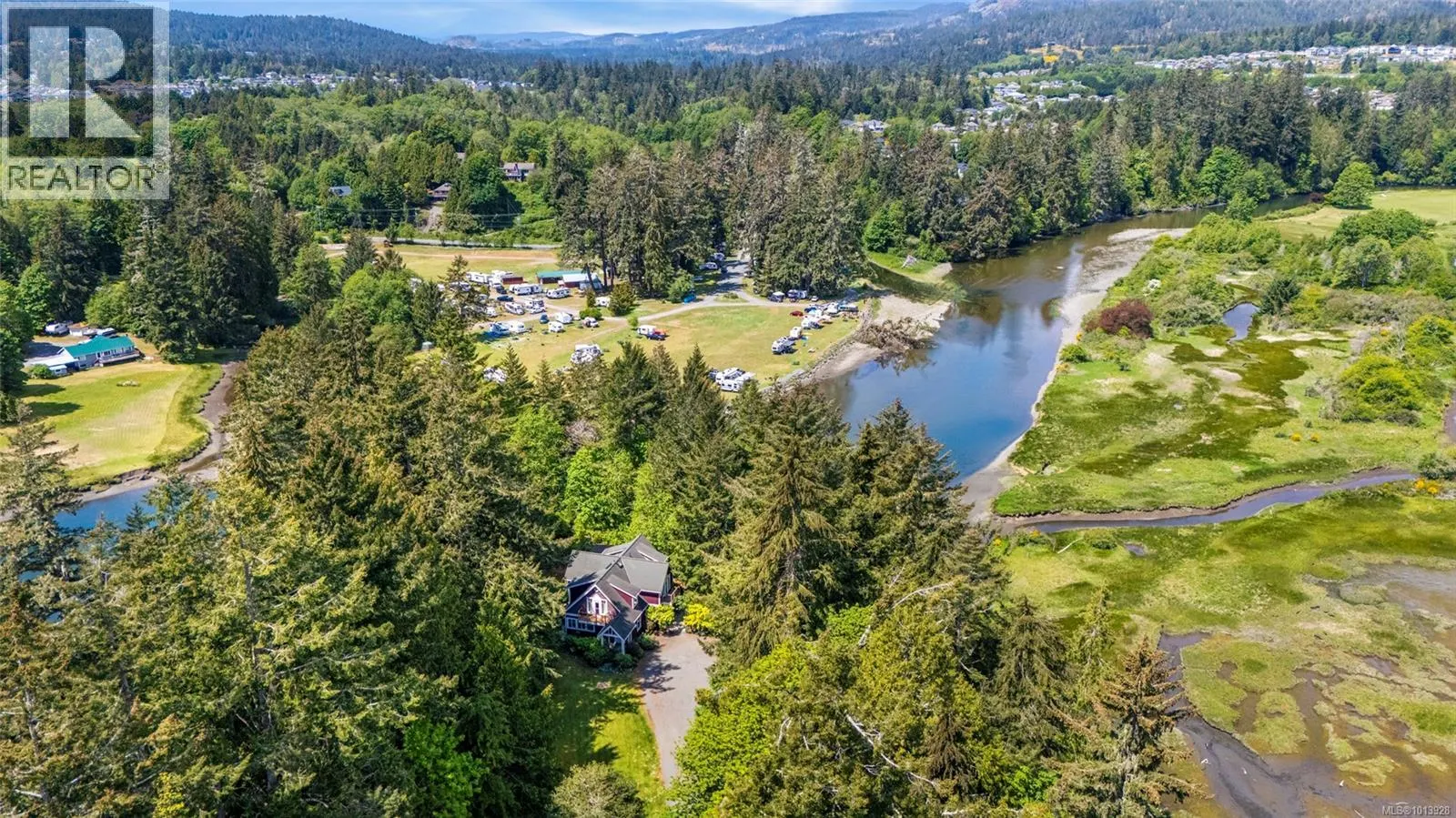 6280 Sooke Rd
