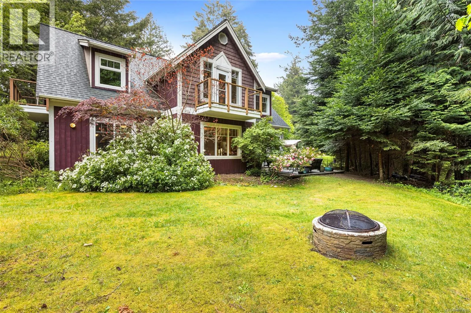 6280 Sooke Rd