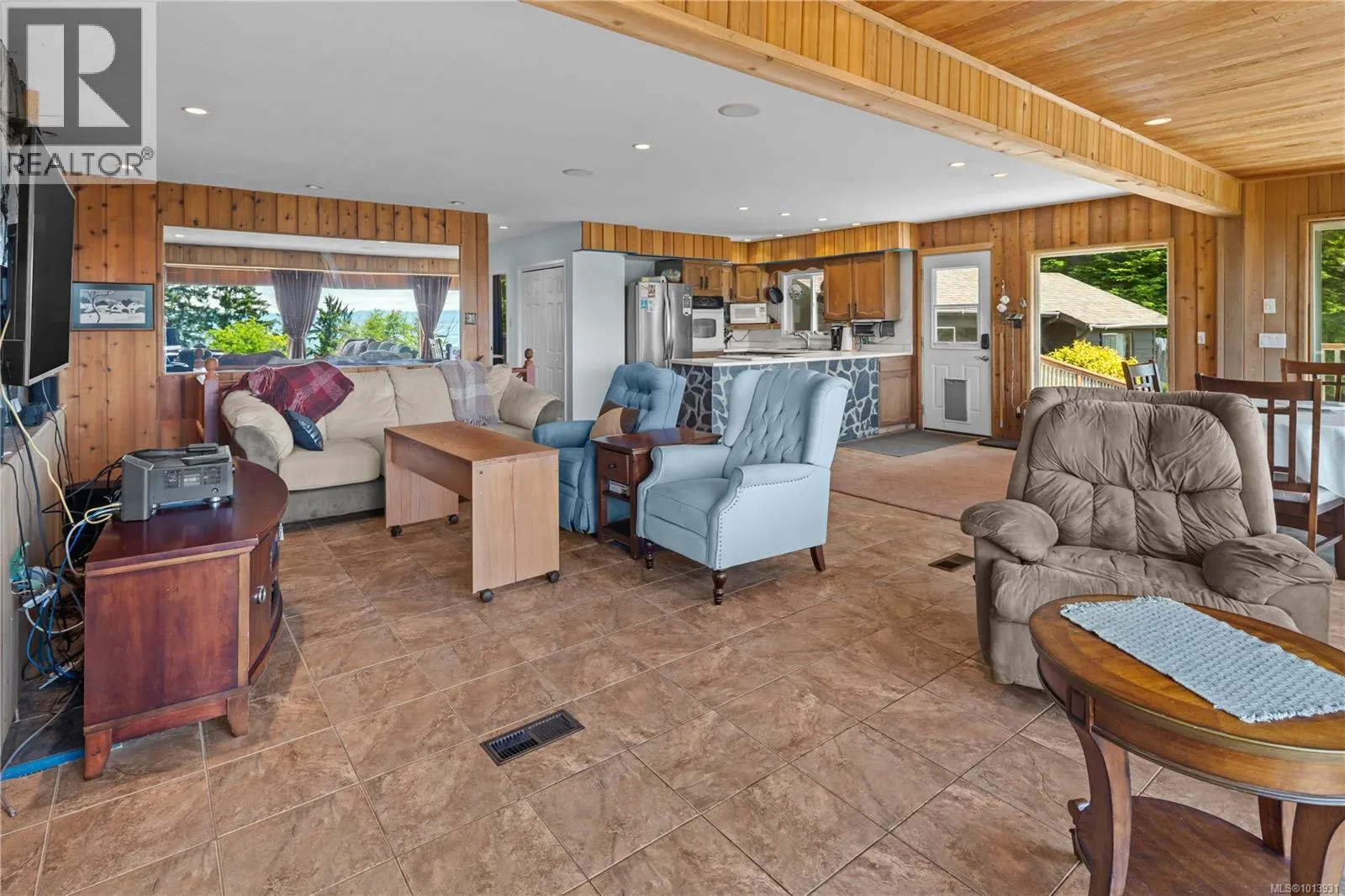 2623 Seaside Dr