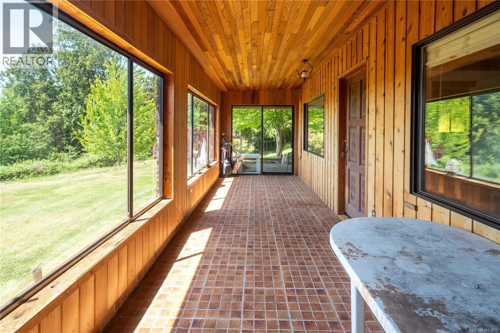 2623 Seaside Dr
