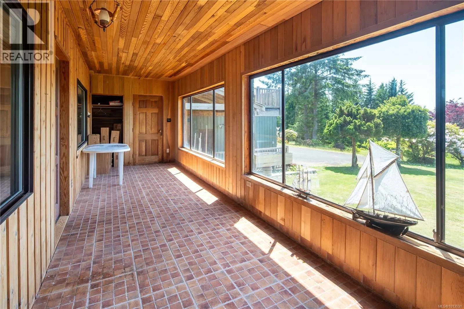 2623 Seaside Dr