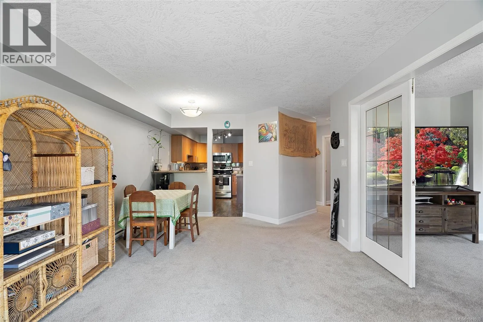 228 2245 James White Blvd
