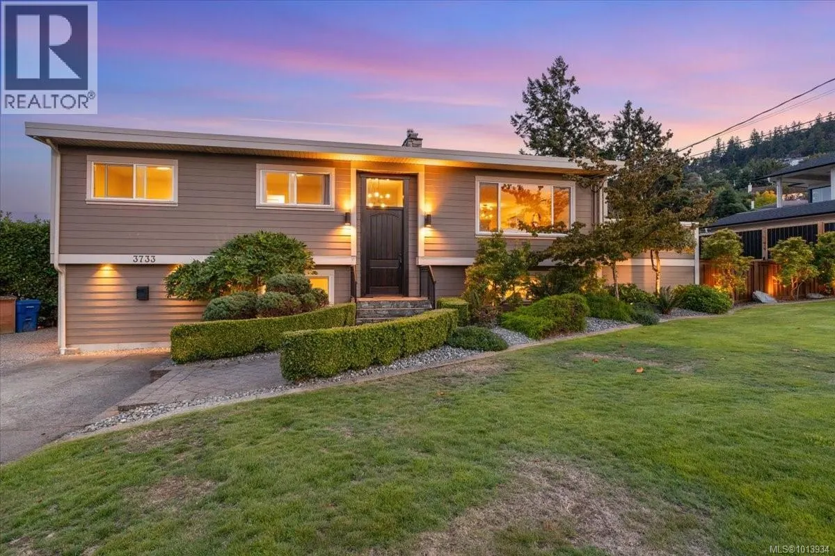 3733 Polaris Dr