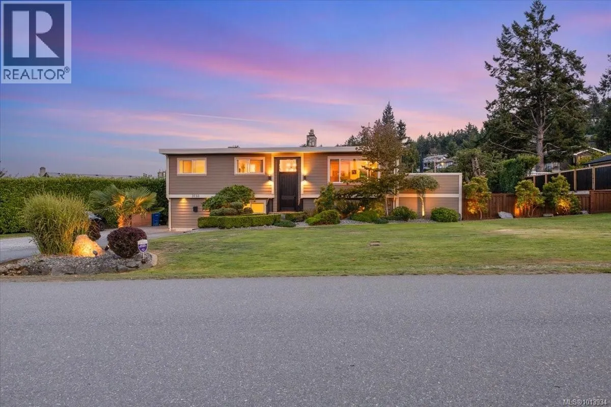 3733 Polaris Dr