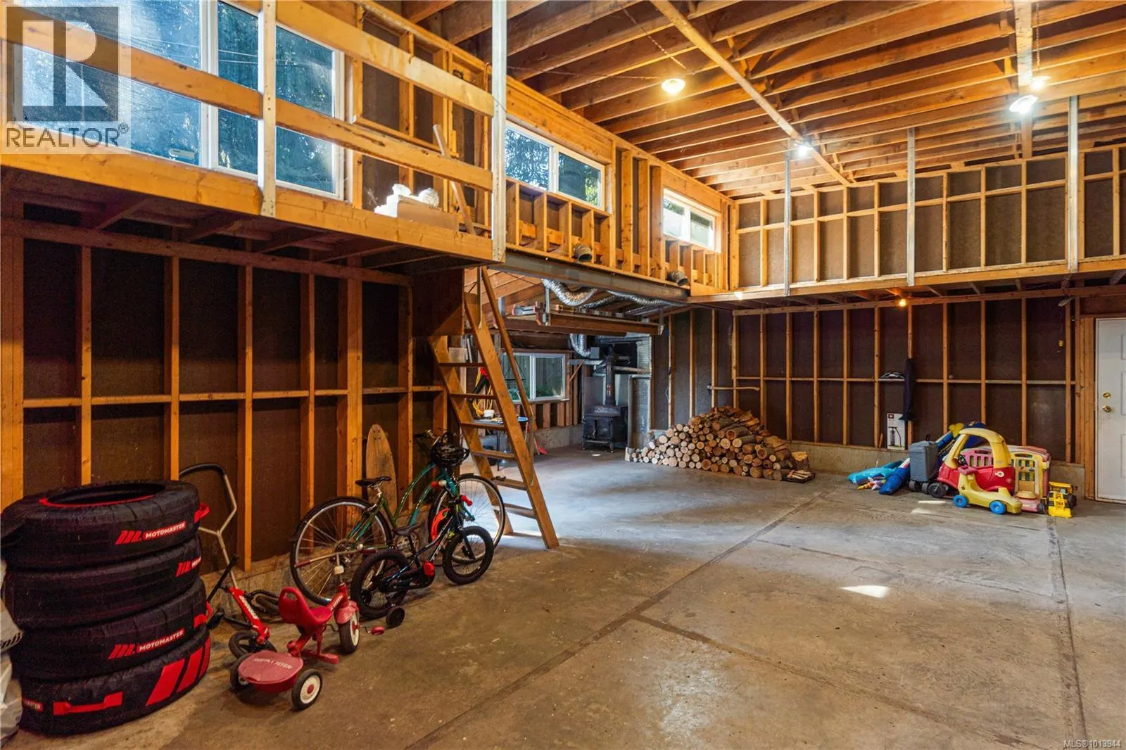 1227 Marina Way