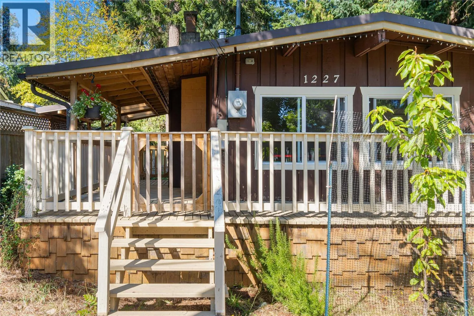 1227 Marina Way