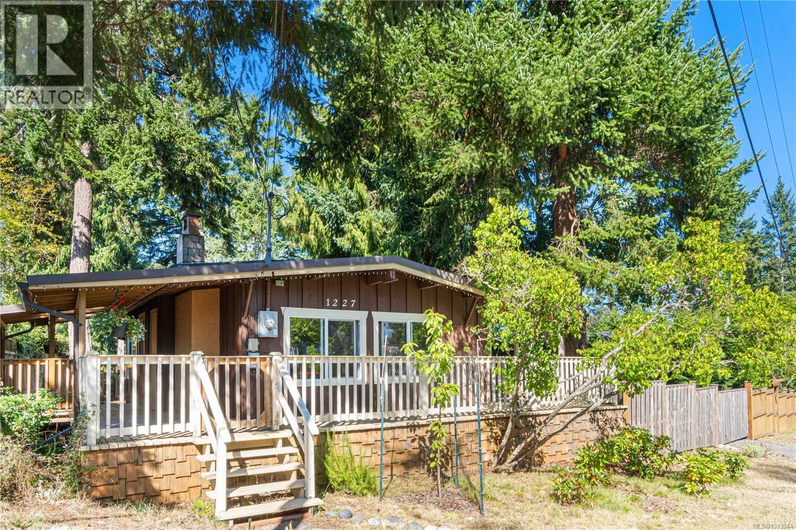1227 Marina Way