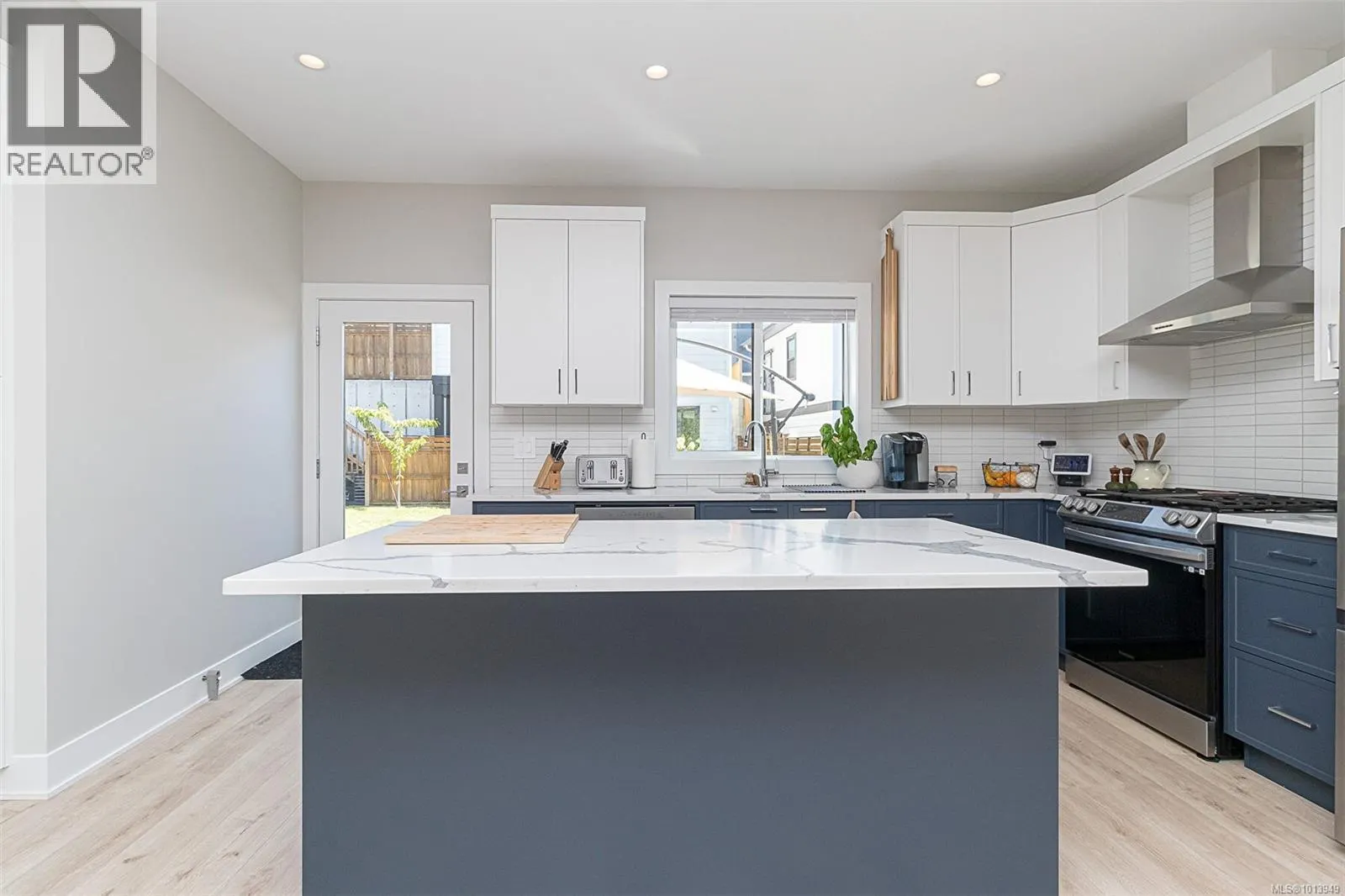 1298 Centauri Dr