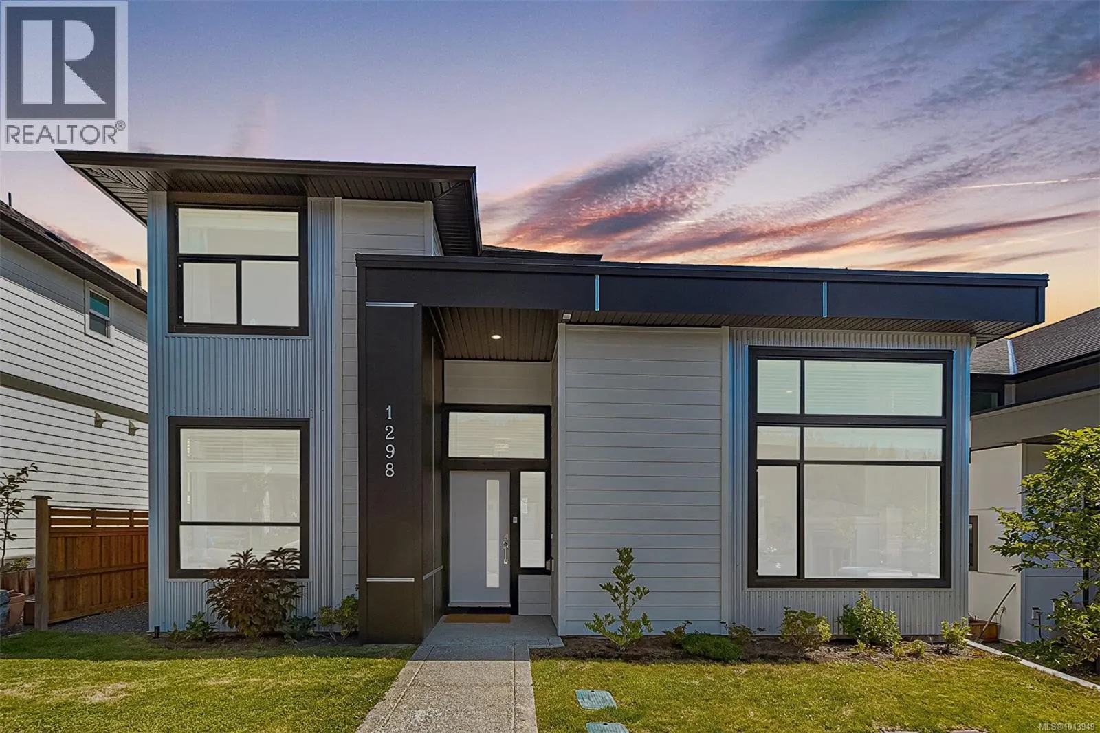 1298 Centauri Dr