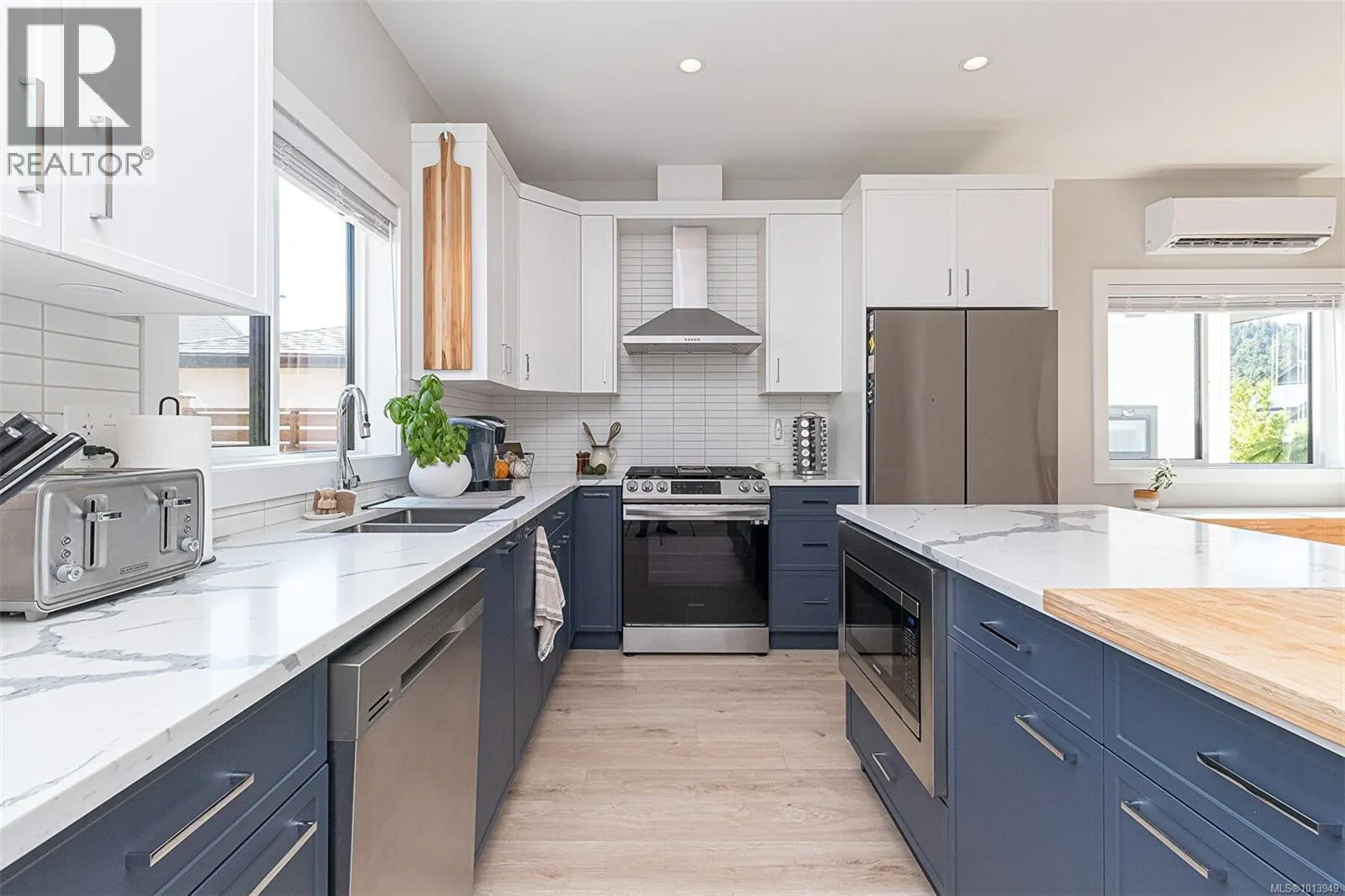 1298 Centauri Dr