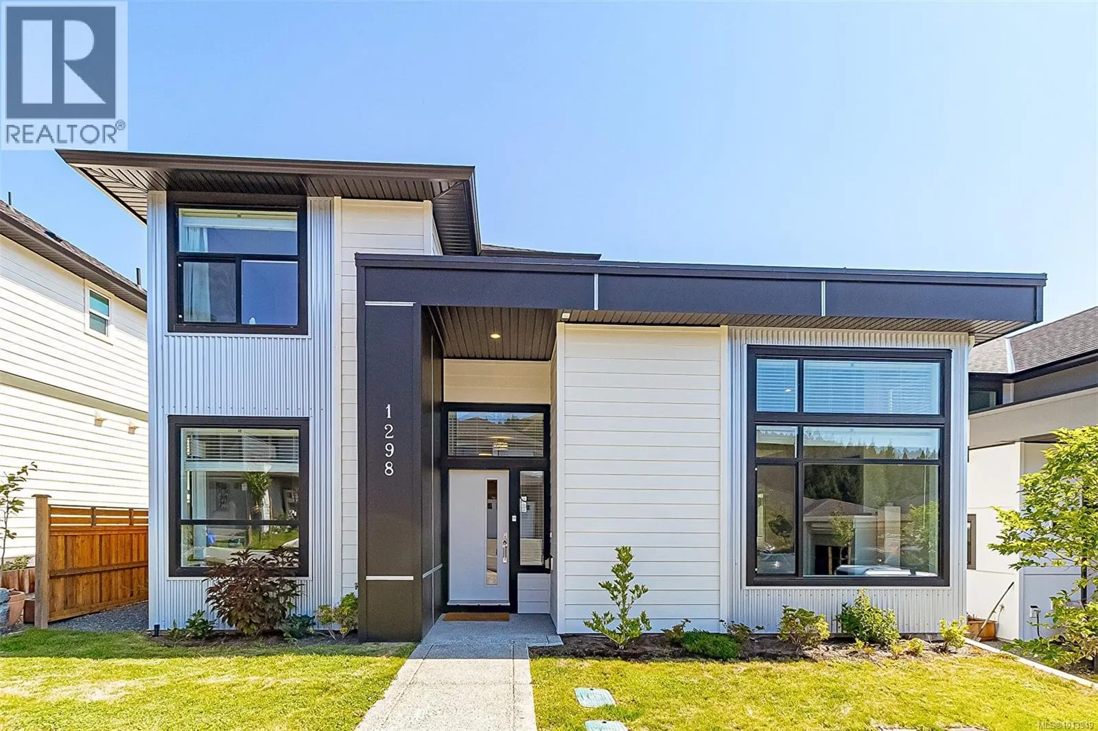 1298 Centauri Dr
