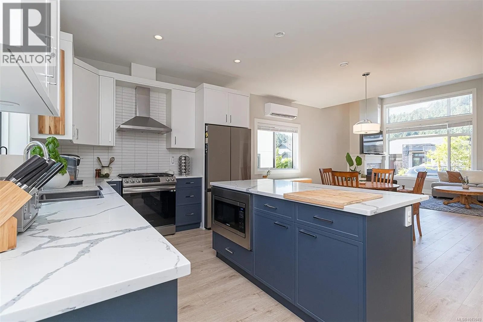 1298 Centauri Dr