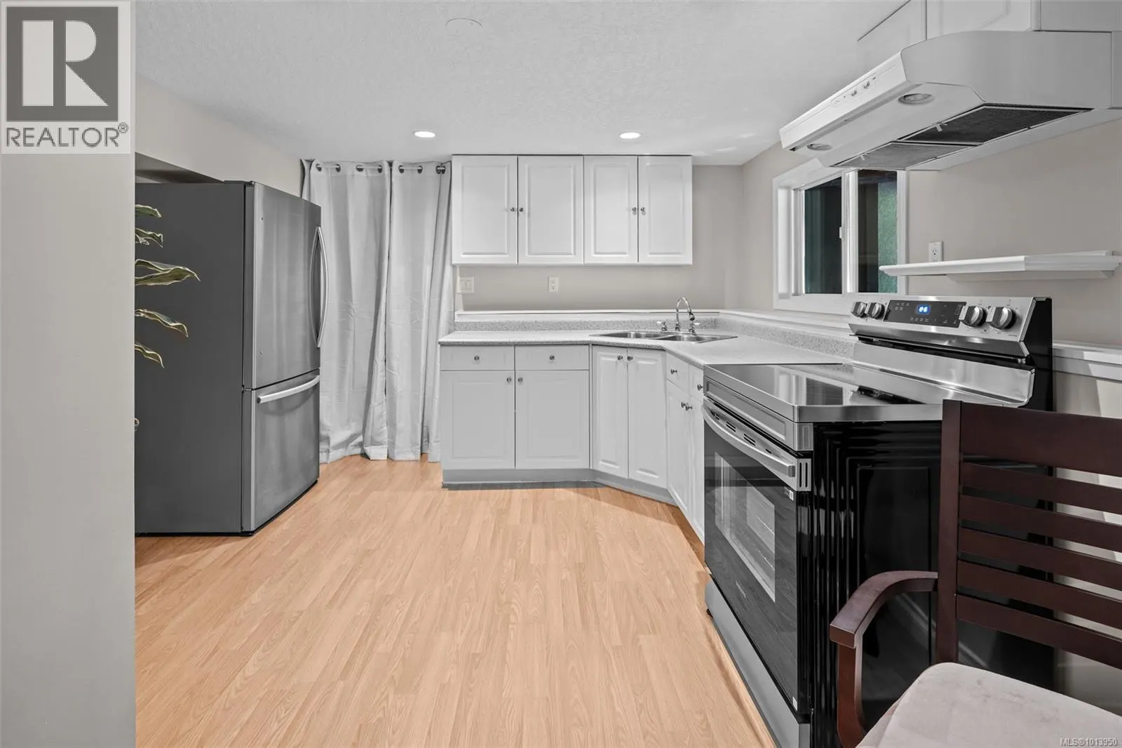 583 Langholme Dr