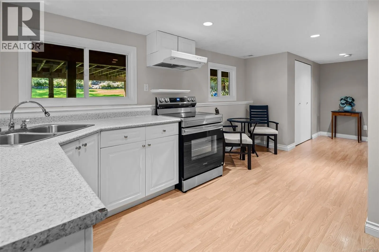 583 Langholme Dr