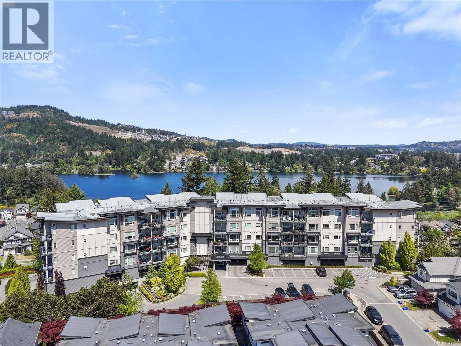 101 1145 Sikorsky Rd