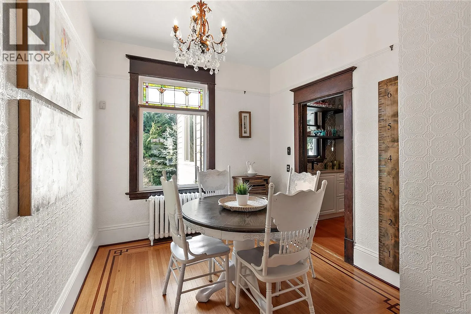 329 Simcoe St