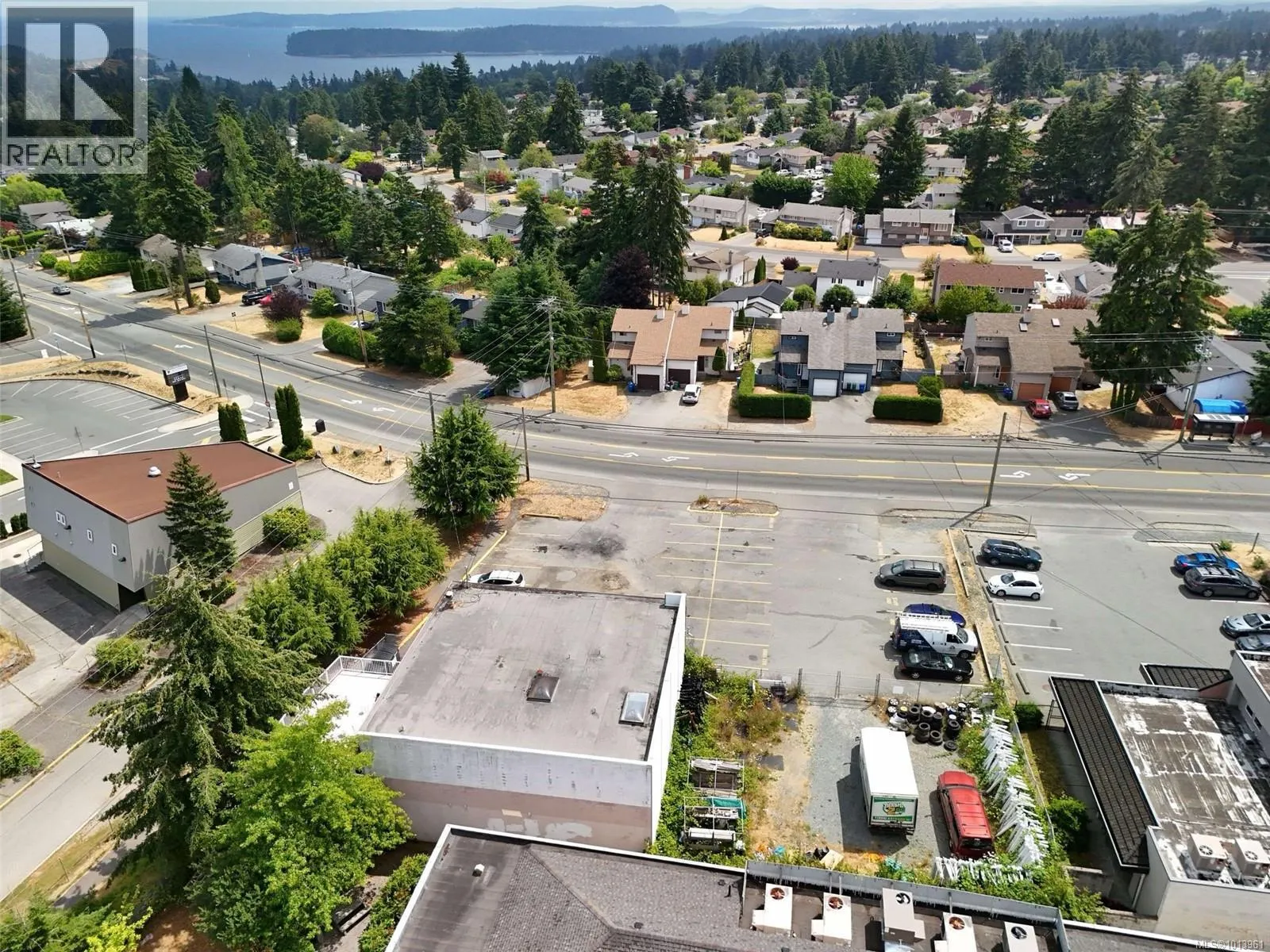 4146 Departure Bay Rd