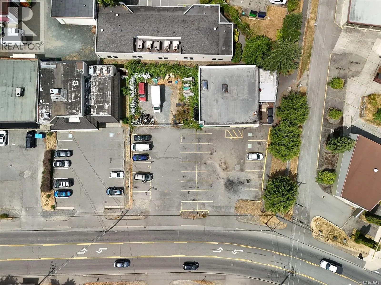 4146 Departure Bay Rd