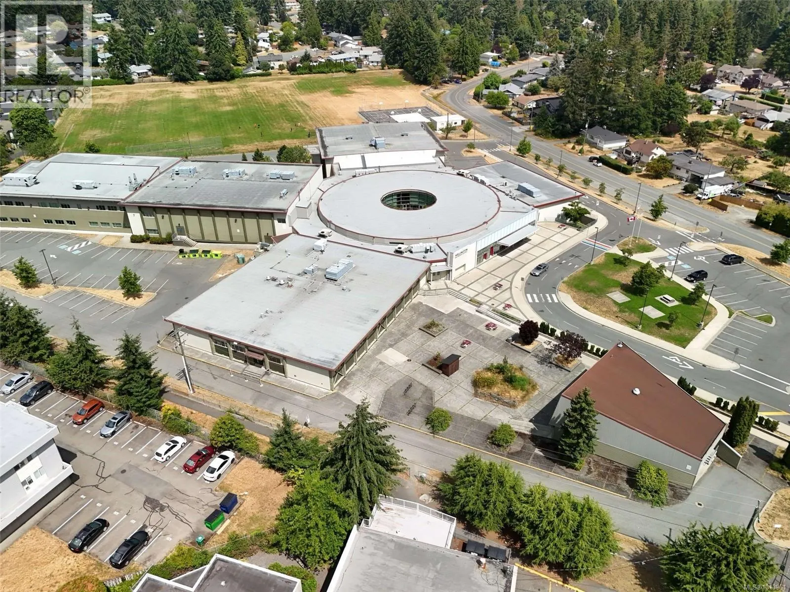 4146 Departure Bay Rd